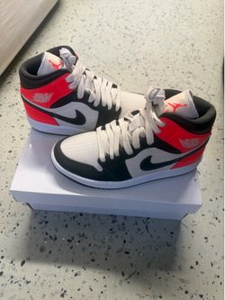 Air Jordan Mid