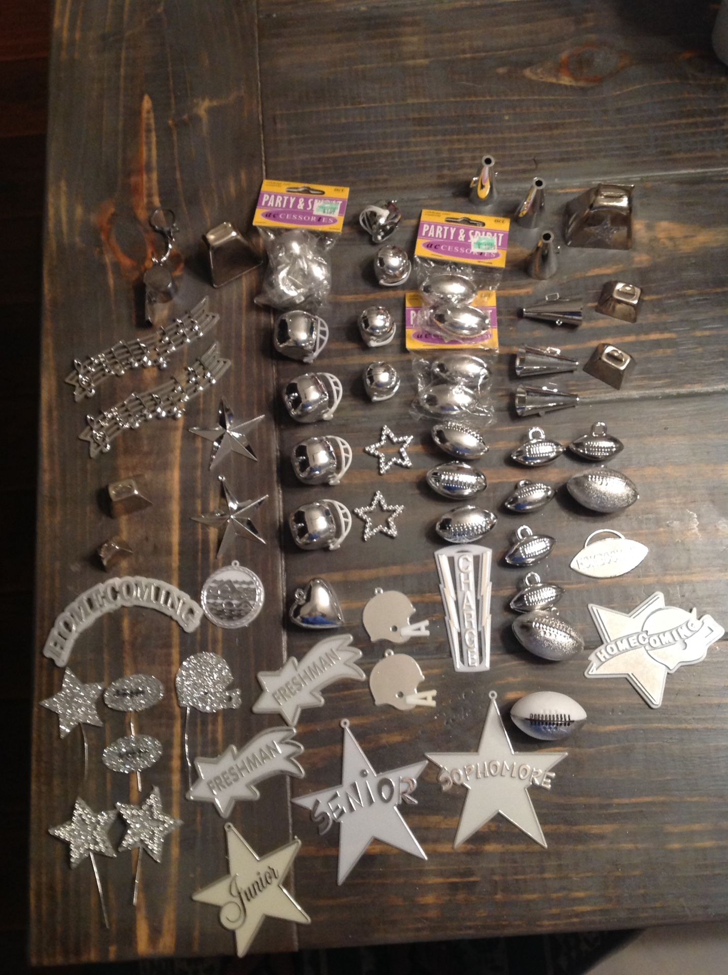 Homecoming Mum and Garter Trinkets- Silver and White