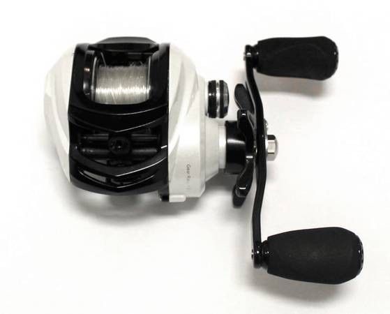 Okuma Stratus VI Reel