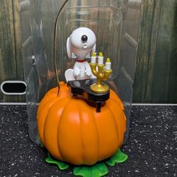 Hallmark Spooky Snoopy 2018 Halloween Magic Ornament Light Sound Peanuts