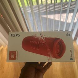 Red JBL Flip 6