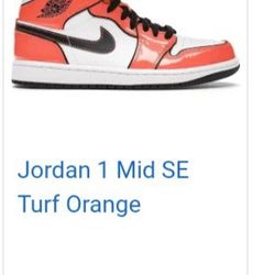Turf Orang Jordan Size 6 Youth Like New 