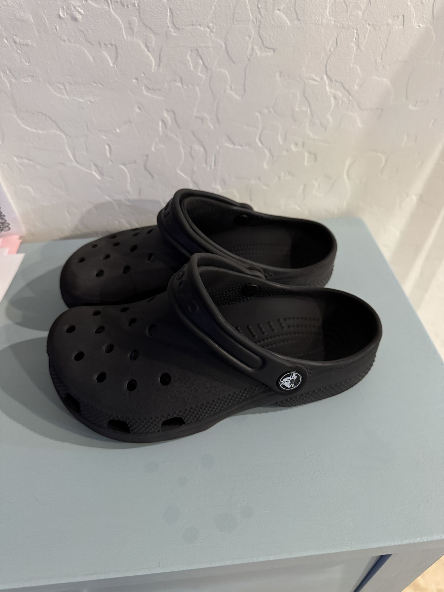 Kids black crocs