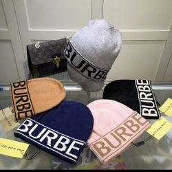 Burberry  One Size Super Comfortable 