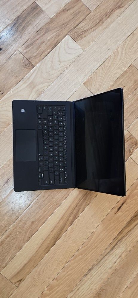 Samsung Tab S8 Ultra 256 GB With Book Cover Keyboard