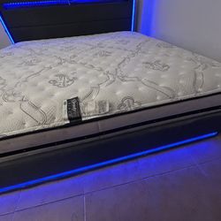 King Bed And Frame And Matching Desk