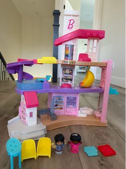 Barbie dream house little people