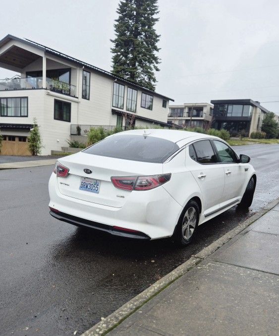 2014 KIA Optima Hybrid