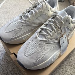 Brand New Adidas Yeezy Boost 700 “Analog” – Size 13