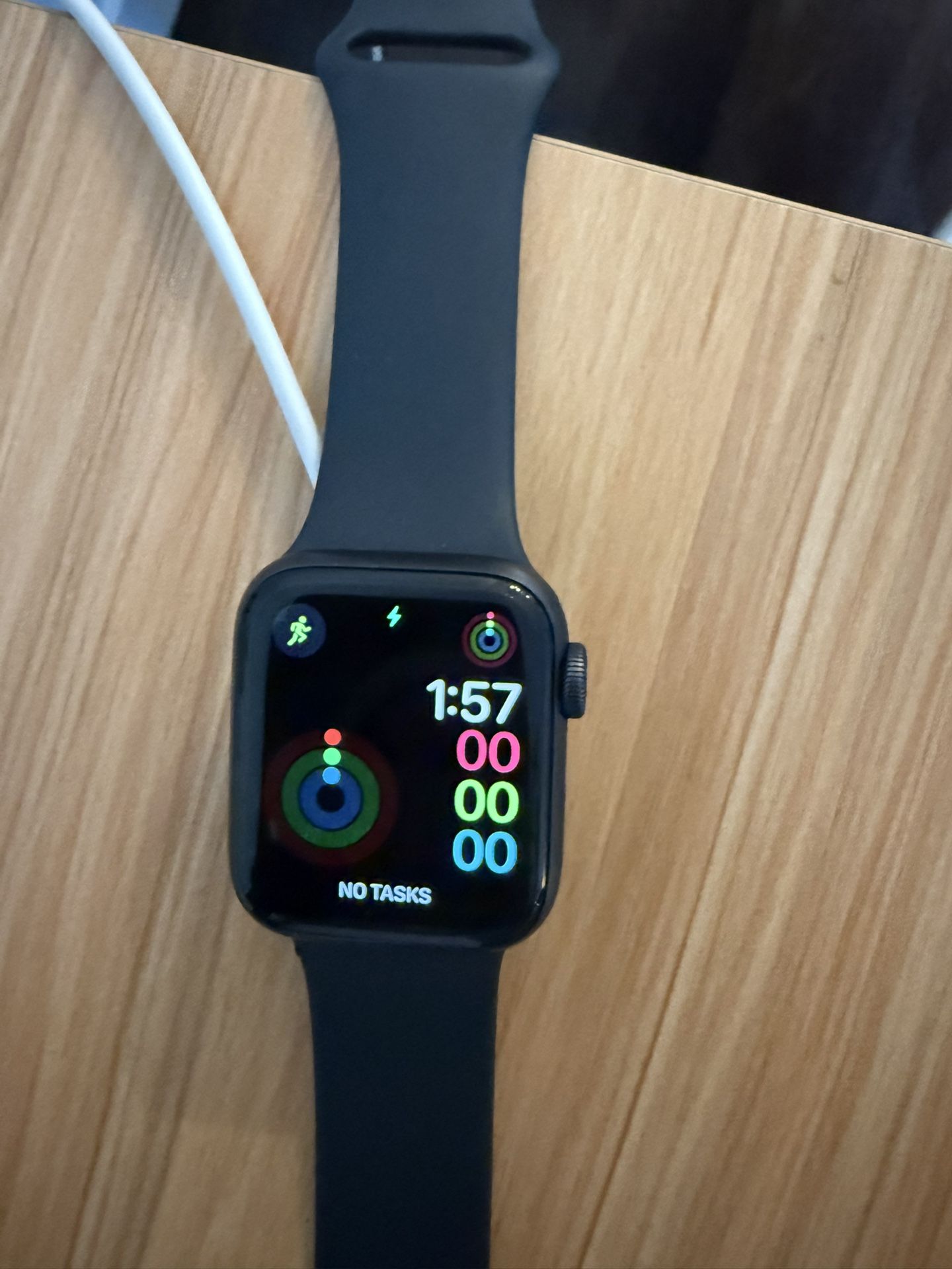 Apple Watch SE 40 mm