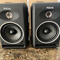 Focal - CMS 50 Powered Reference studio Monitors
