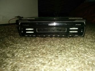 Clarion 7in flip out dvd and cd player