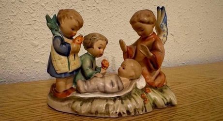 mj hummel silent night figurine / Candle Holder