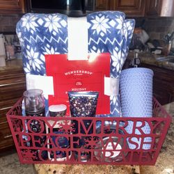 Bath & Body Works Dream Bright Christmas Basket Gift 