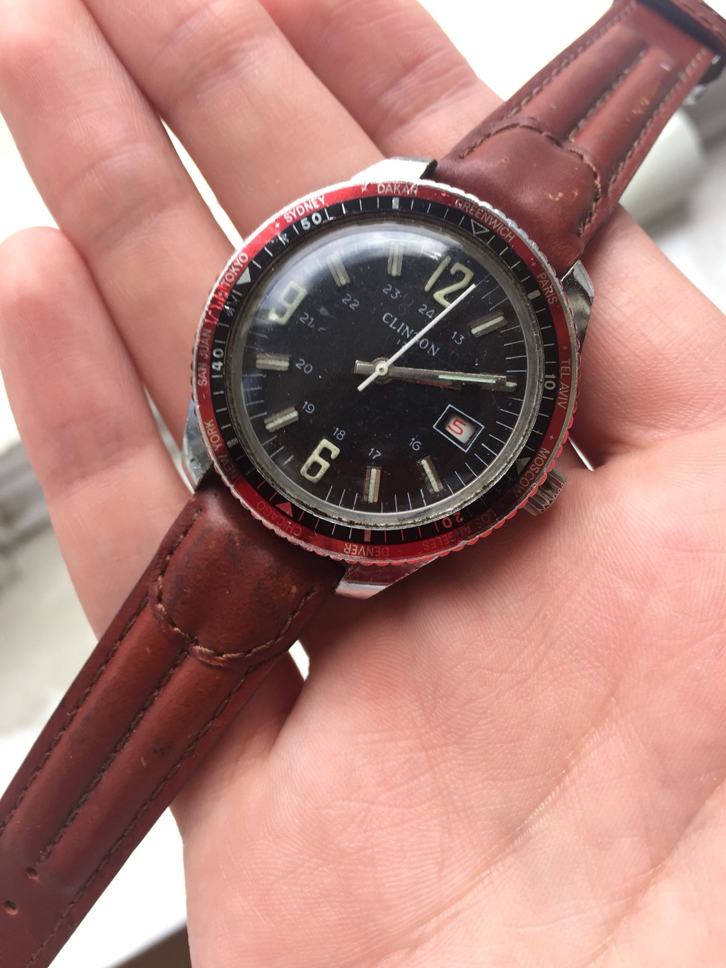 Vintage automatic clinton diver watch