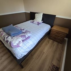 Full Size Wood Bed Frame And Mattress