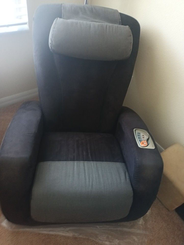 I jOY Massage Chair
