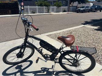 Townie ebike commuter electric bike.