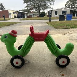 Radio Flyer Inchworm 