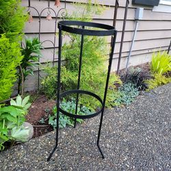 25" Tall Black Metal Base