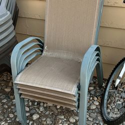 4  patio chairs