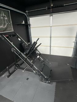 Leg press machine
