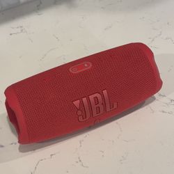 JBL Charge 5 Bluetooth Speaker (Red)– Great Condition 