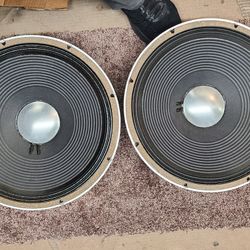 JBL E140 SPEAKERS IN GOOD CONDITION