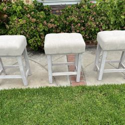 3 Bar Stools 