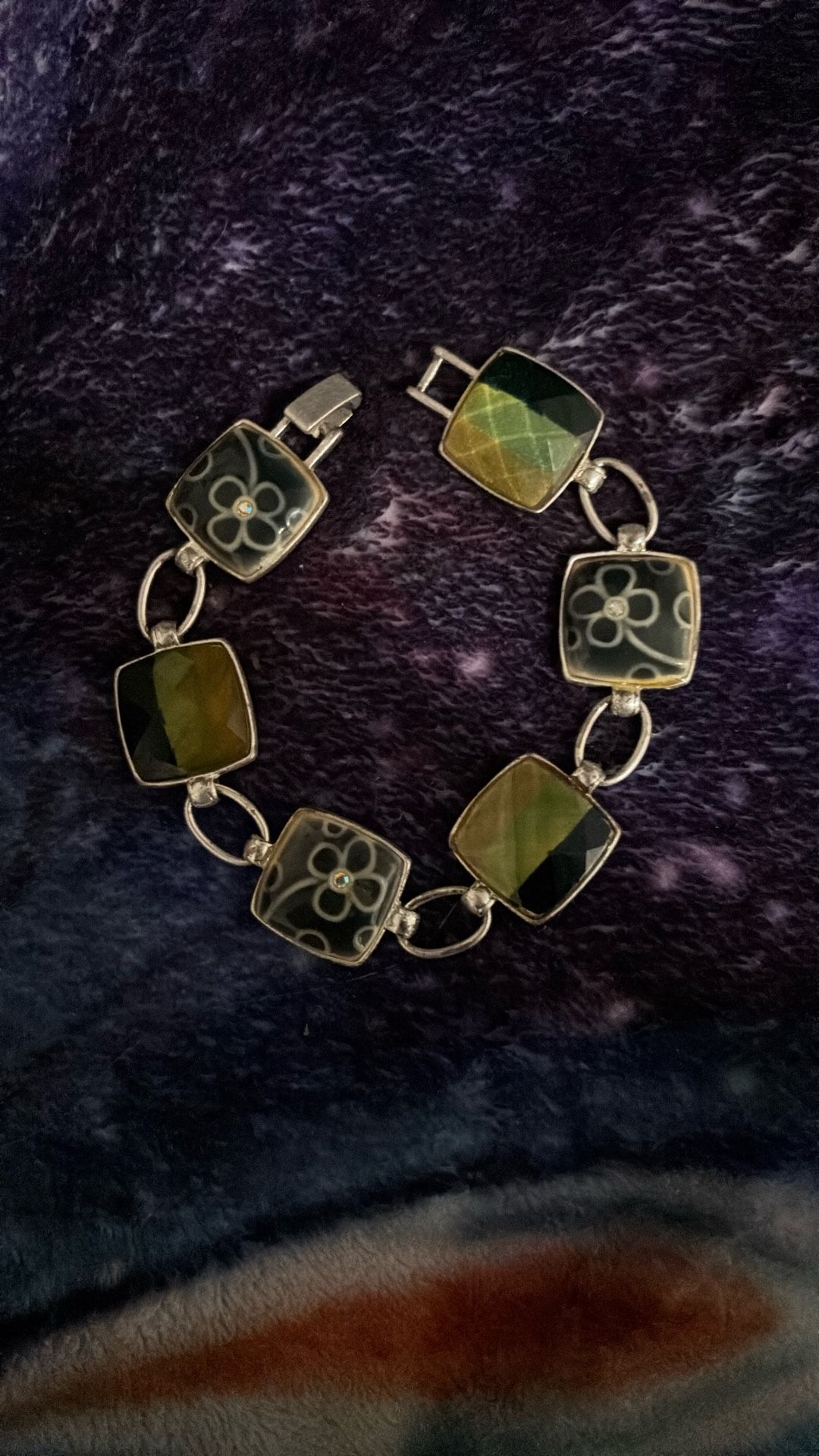 Green And Yellow Flower Bracelet 7”