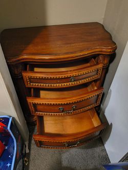 Nightstand dresser