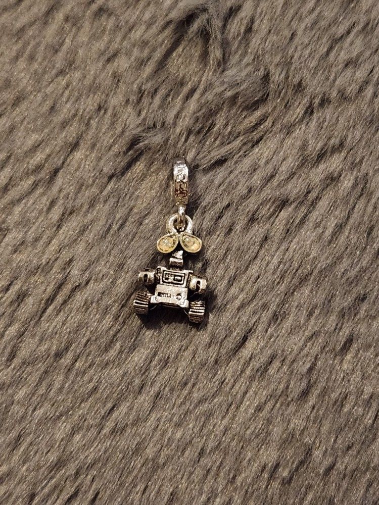 NEW Wall-E Robot Dangle Charm Pendant. From a clean and smoke-free household. Bundle to save on shipping costs! Pick up or Only at 23rd Street in