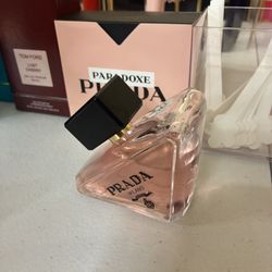 PERFUME