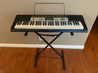 Casio LK-135 Key Board And Stand