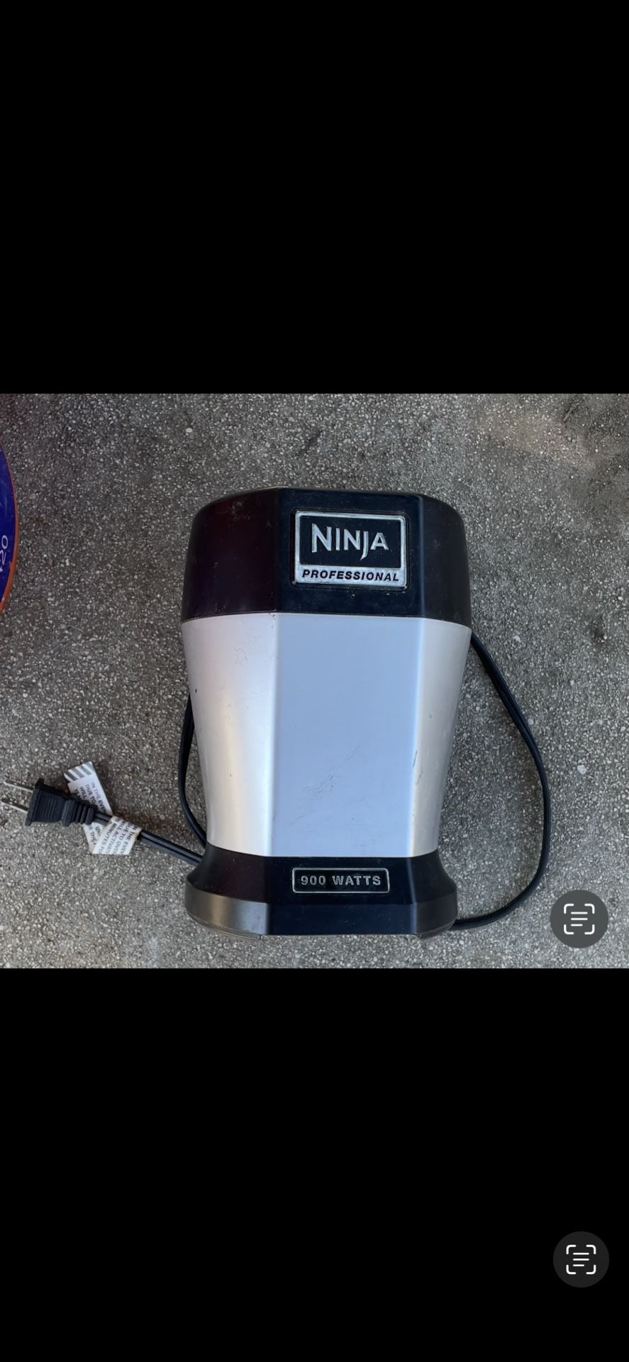 NiNJA Pro Personal BLENDER 900 Watt Base only FIRM PRICE. IN EAGLE ROCK