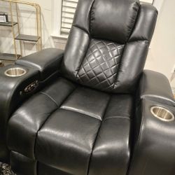 Black Leather Lazy Boy