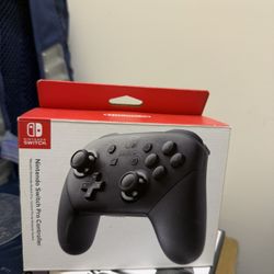Nintendo Switch Pro Controller