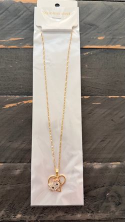 Hello Kitty necklace