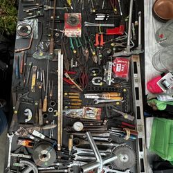 Yard Sale / Basar