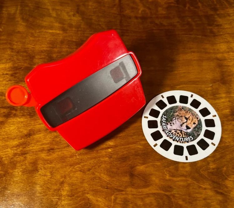 Red ViewMaster Classic 3D Viewer Mattel View Master And Reel
