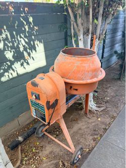Cement mixer
