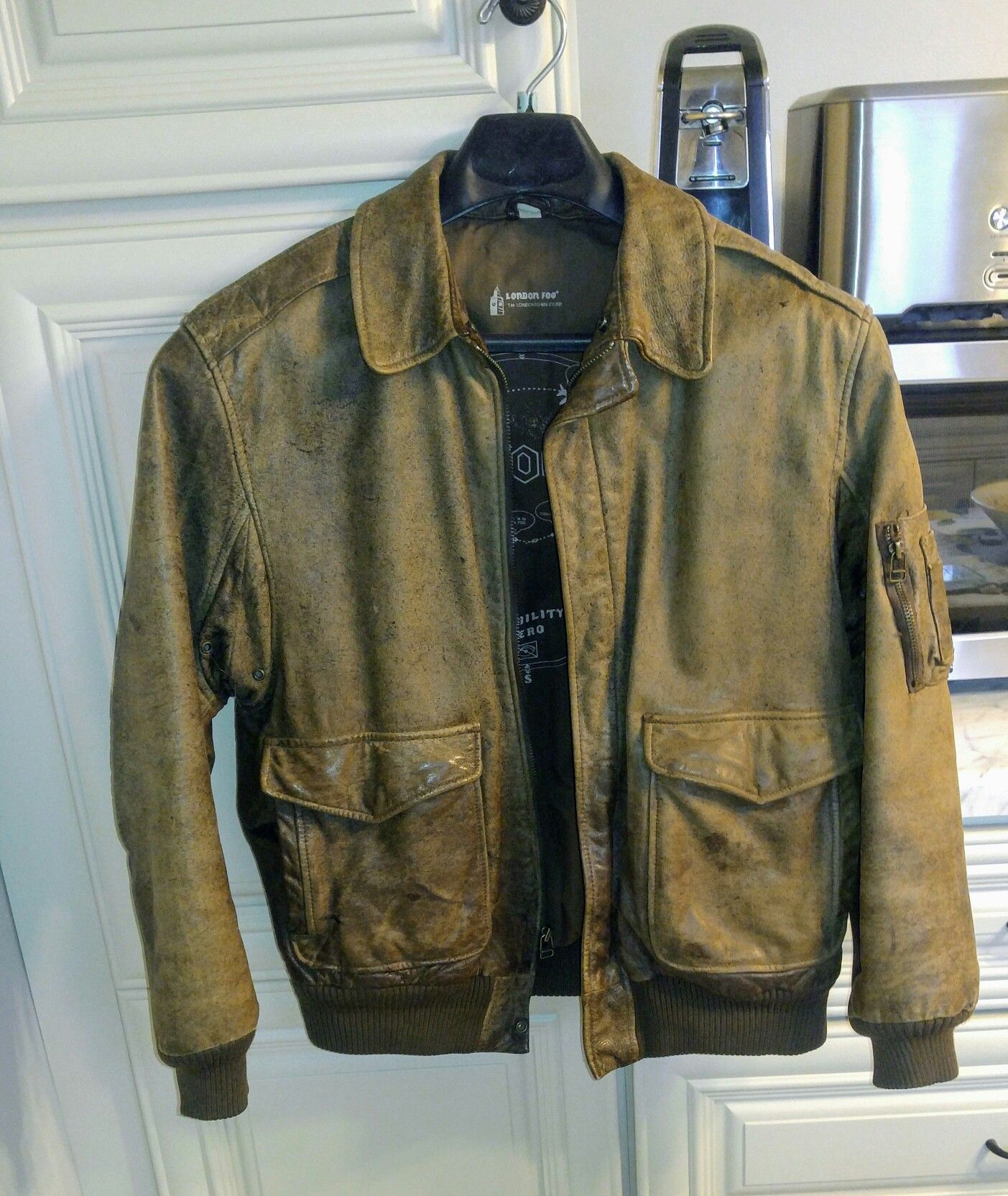 Mens leather bomber jacket