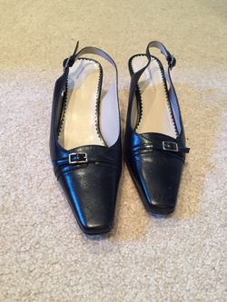 Naturalizer women's shoe. Sz 6M