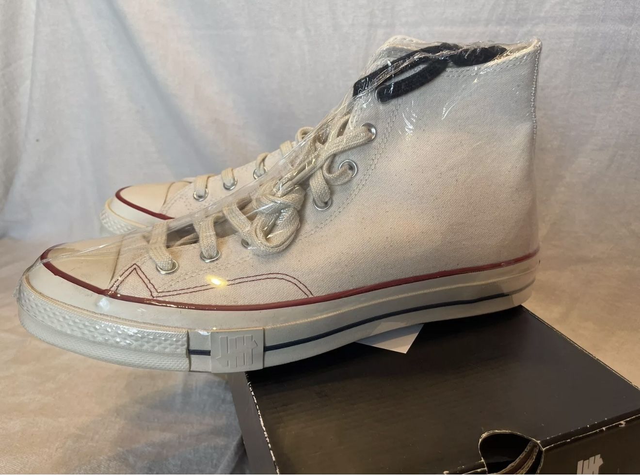 CONVERSE CHUCK 70 HI X UNDEFEATED 'PARCHMENT 168247C Size 11