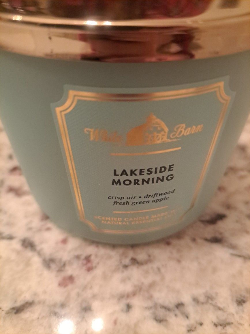 New, Bath And Body Works Candle, White Barn, Candle, Gift, Christmas, Lakeside Morning, Santa, Blue, 3 Wick