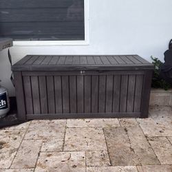 Pool Storage Box 
