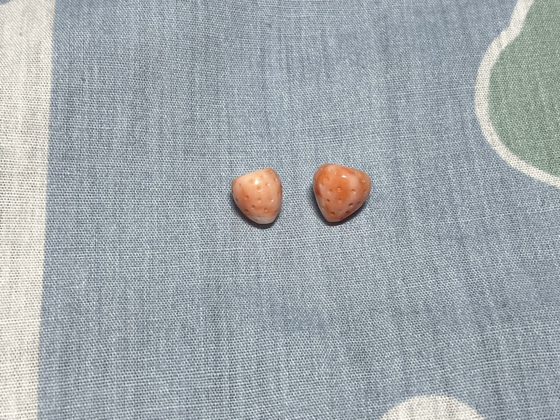 Baby face Coral strawberry shape charms one pair