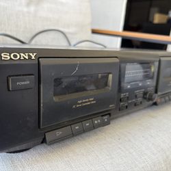 Classic Sony TC-WE305 Dual Cassette Deck – Powers On