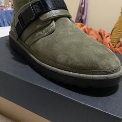 UGG Men's Neumel Snapback Chukka Boot 