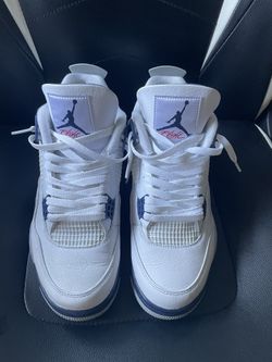Jordan 4 Midnight Navy size 10 Men’s